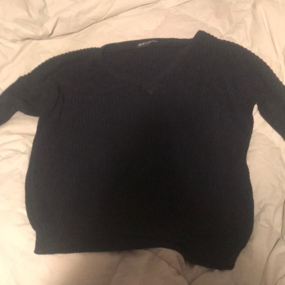 Brandy Melville VNeck Sweater + FREE stickers